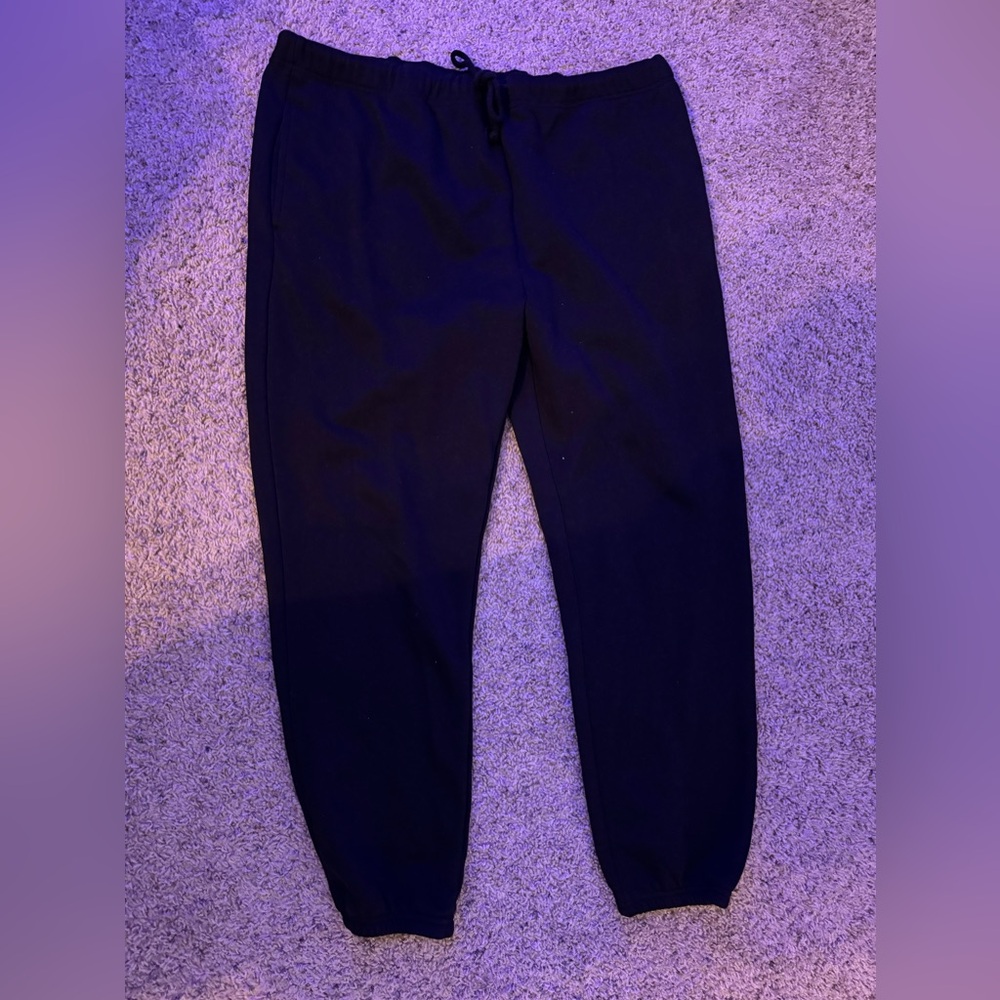 XL black sweats